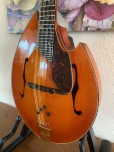 Rigel I-110 Mandolin