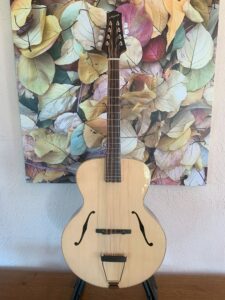 Octave Mandolindo