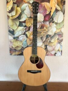Eastman ACTG2E2 Travel Guitar