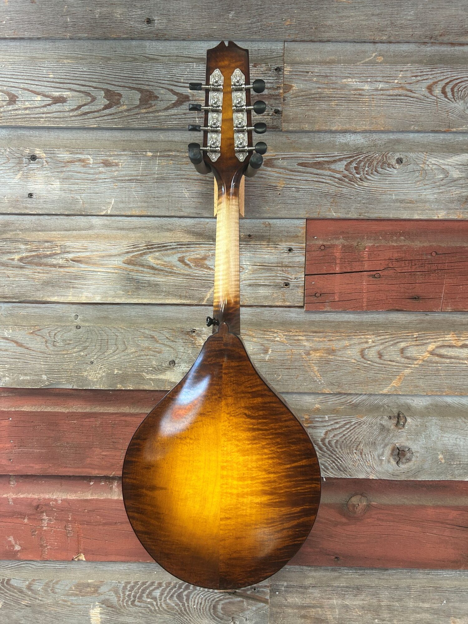 Nugget A Mandolin